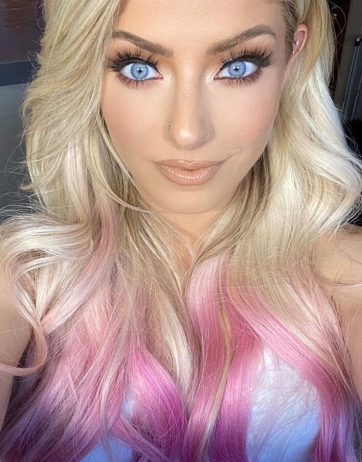 Celebrity Wank Target (Alexa Bliss)