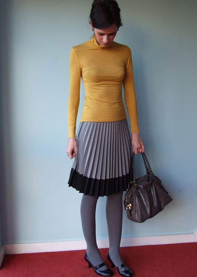Cunts in Grey Pantyhose