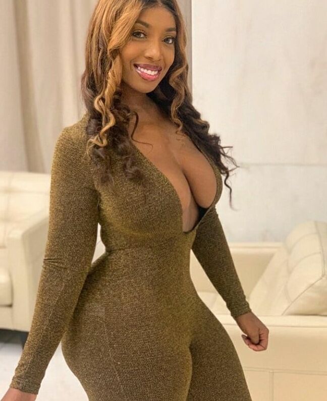 Ms CrissanaMariyah