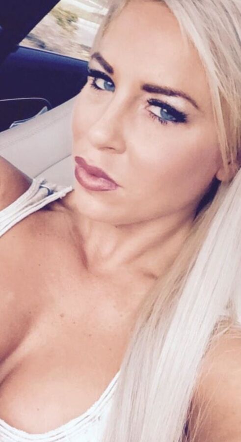 Dana brooke