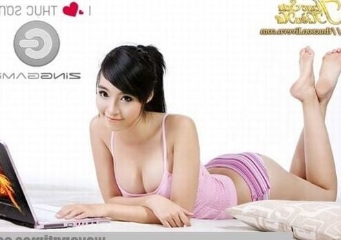 Viet girl Elly Tran Ha