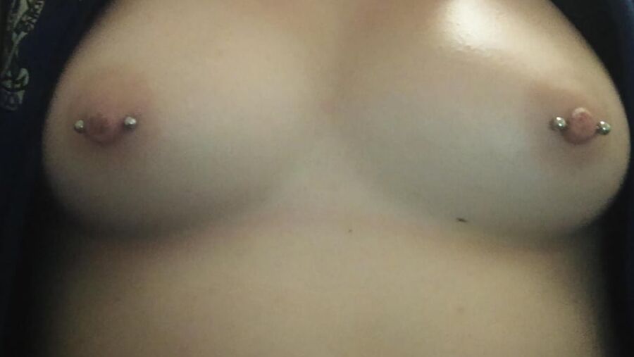 A simple slut becomes to be famous...