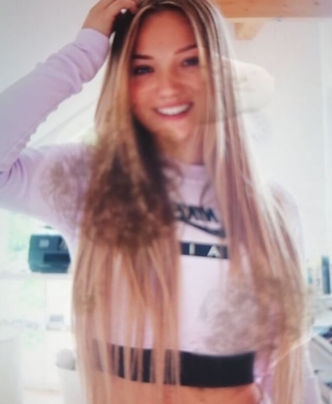 Julia beautx vollgespritz(comment her)German Insta teen Slut
