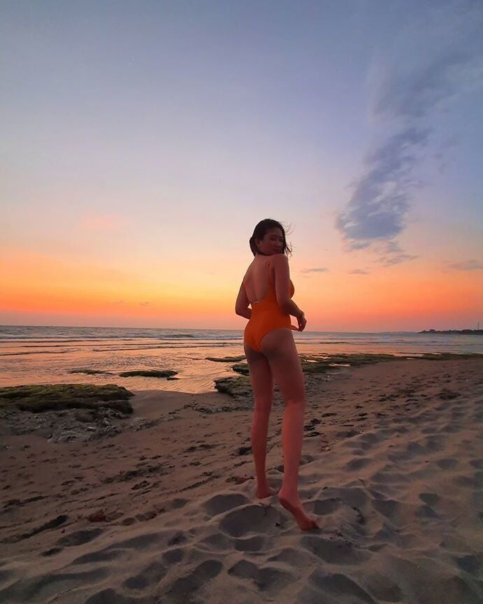 HOW WOULD YOU FUCK BIANCA WEARING A SEXY BIKINI