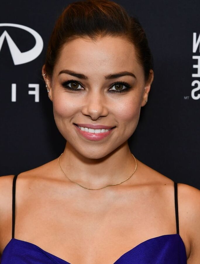 Jessica Parker Kennedy Being A Whore