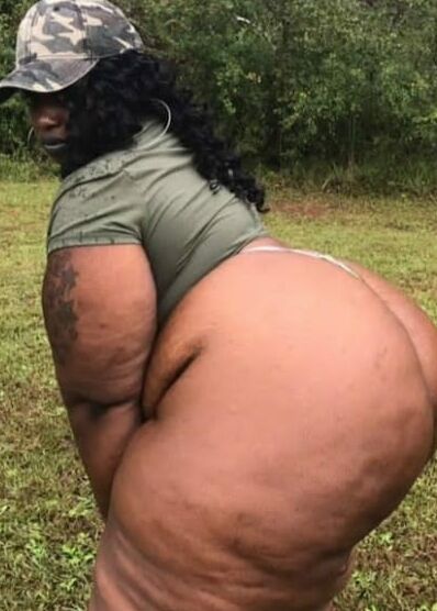 Big body chunky legged mega booty wide hip bbw pear chantel