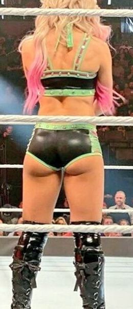 Celebrity Wank Target (Alexa Bliss)