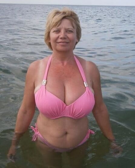 Chubby tits