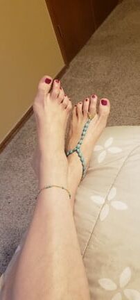Rachel has Beautiful Feet!!!