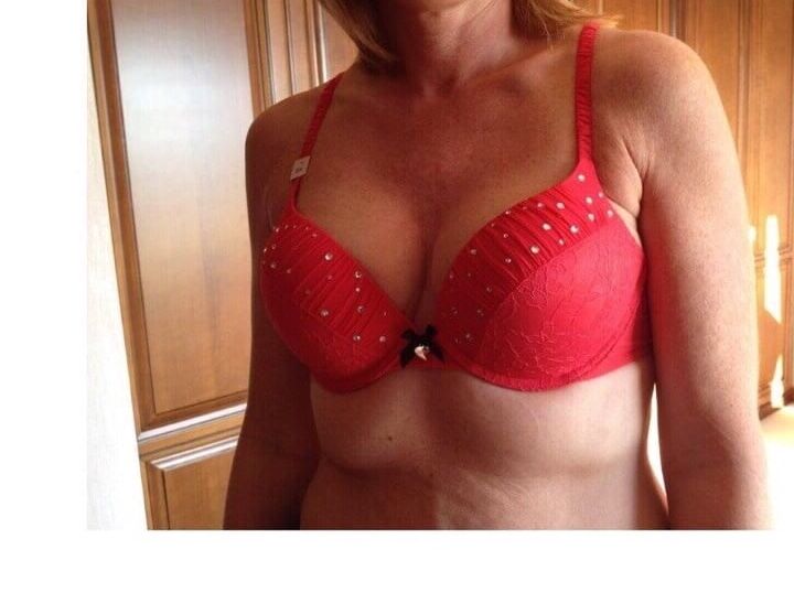 Hot Wife Nicola