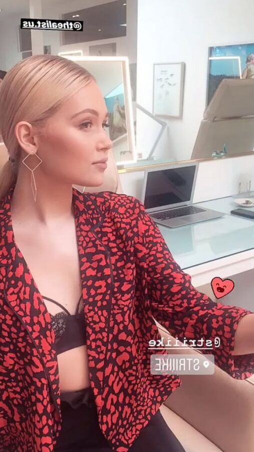 Celebrity Hot - Kelli Berglund