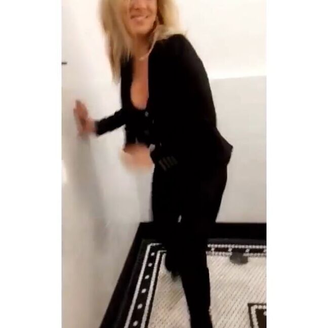 Sexy Kaley