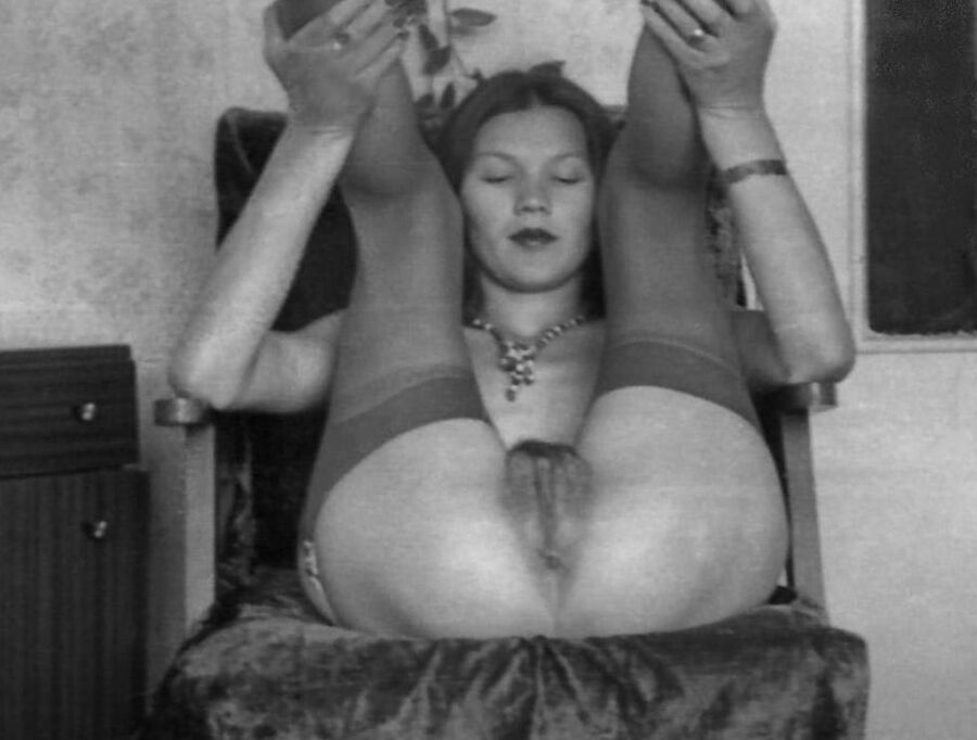 naked married woman