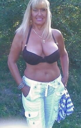 Mature woman with big tits