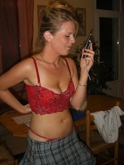HOT BLOND