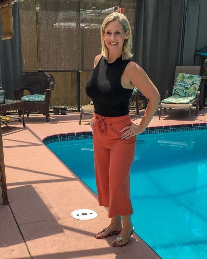 Hot Instagram Milfs ( Various )