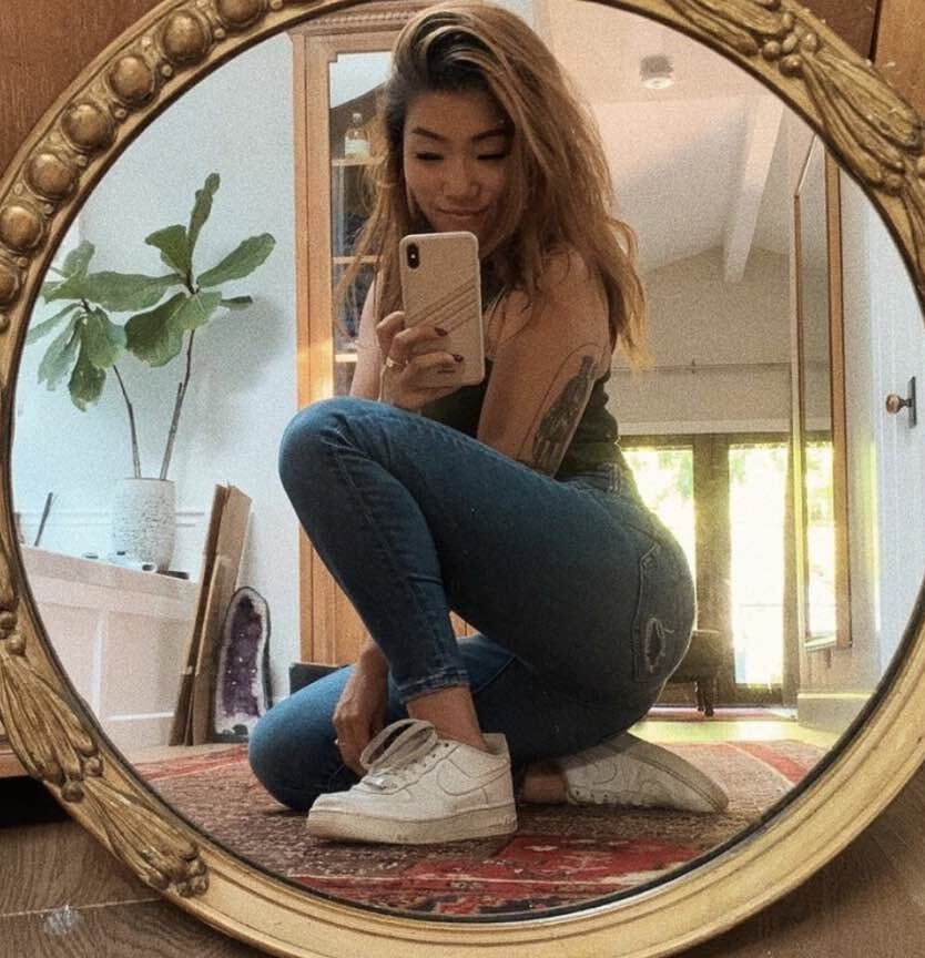 Cucks girl Ellie exposed!
