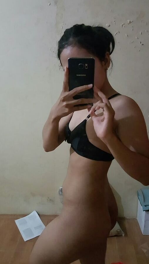 Indo Girl Stella Angela Putri