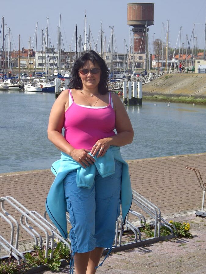 Clothed Mature - Big Boobs