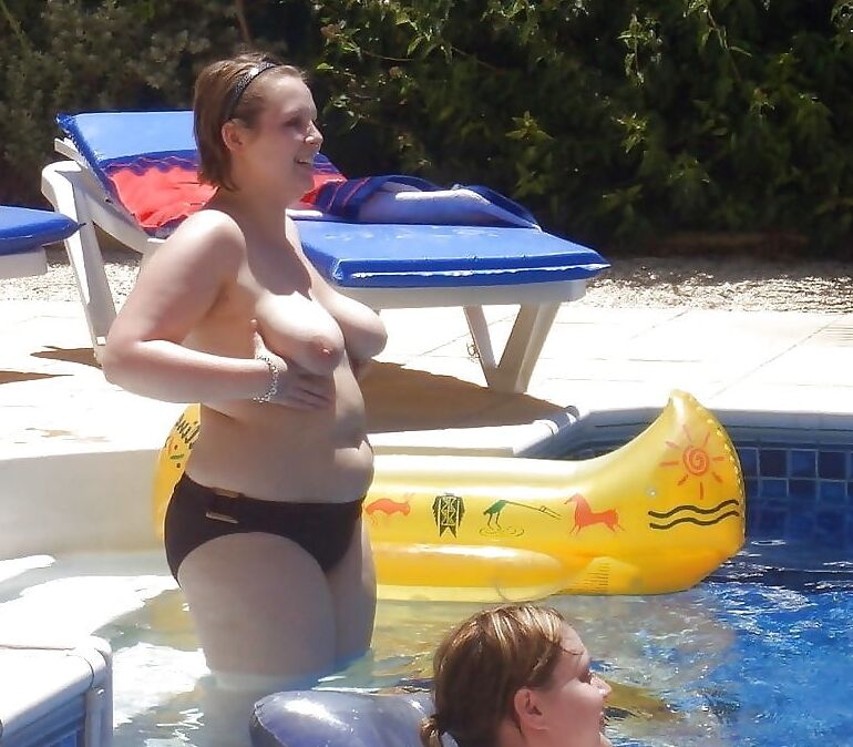 Bbw mix (Pool)