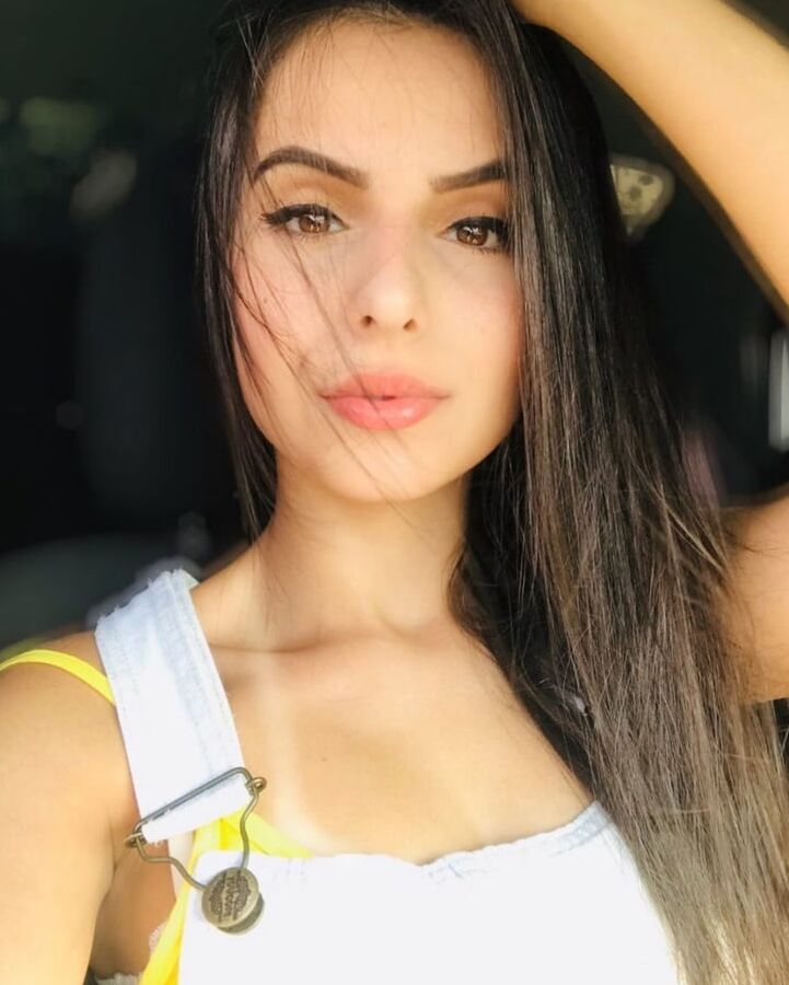 Larissa Costa