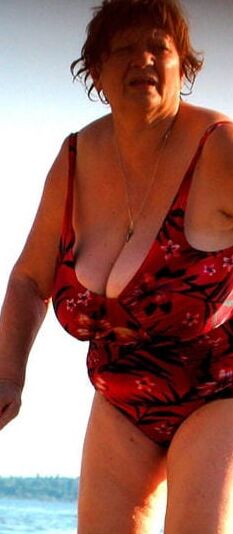BBW - Mature - Bikini and Bathing Suit