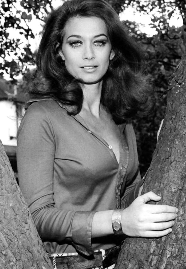 Valerie Leon