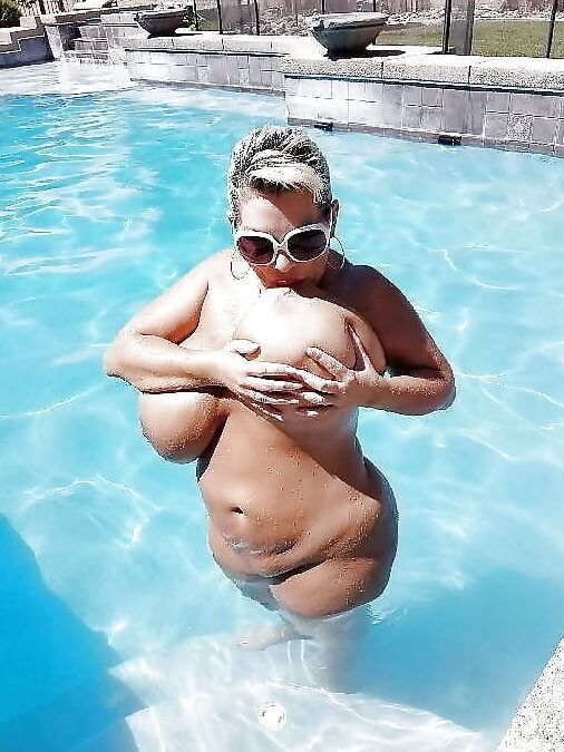 Bbw mix (Pool)