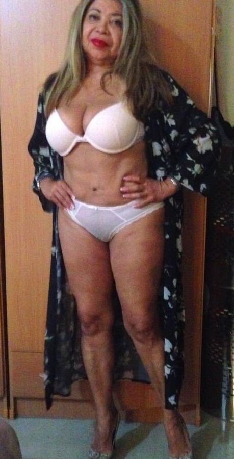 Hot and sexy latina cougars
