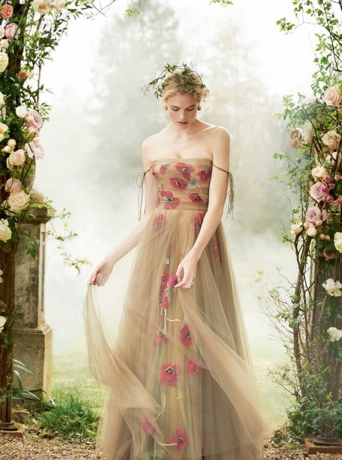 Celebrity Hot - Gabriella Wilde