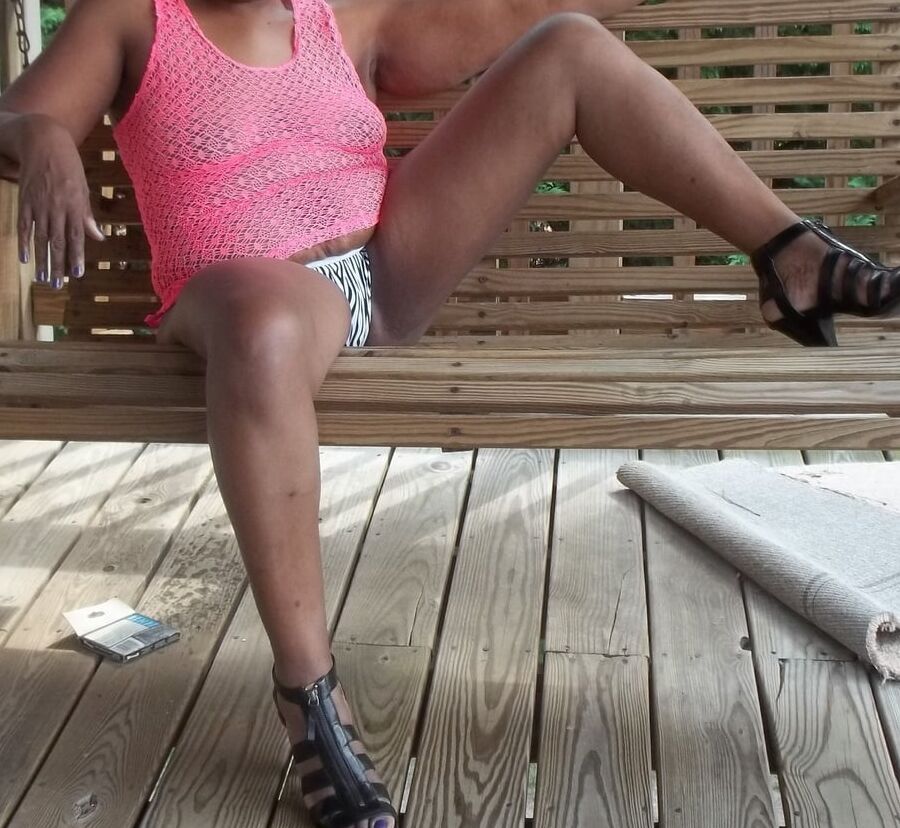 Ebony Wife Pretty in Pink