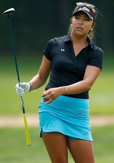 Sexy female golfers..