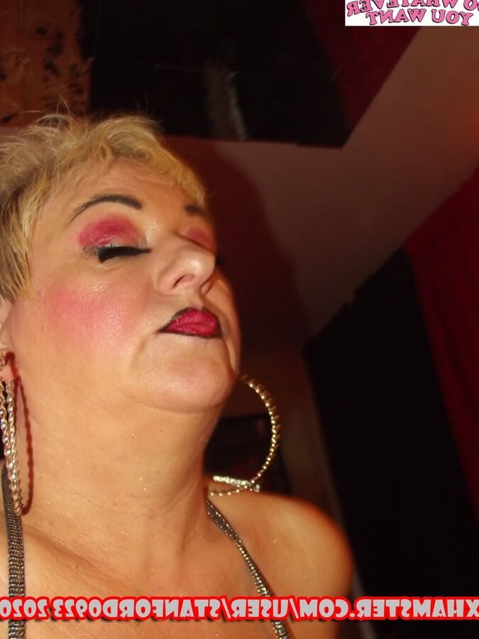 BE A SLUT