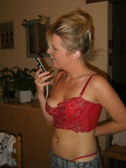 HOT BLOND