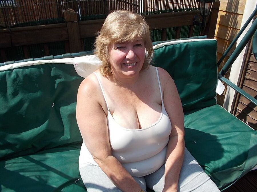 Clothed Mature - Big Boobs