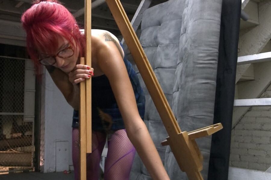 Goddess Anja punishes a disobient Slave