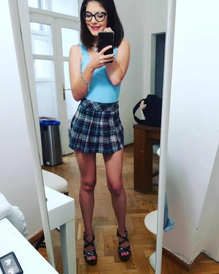 Sara Bell