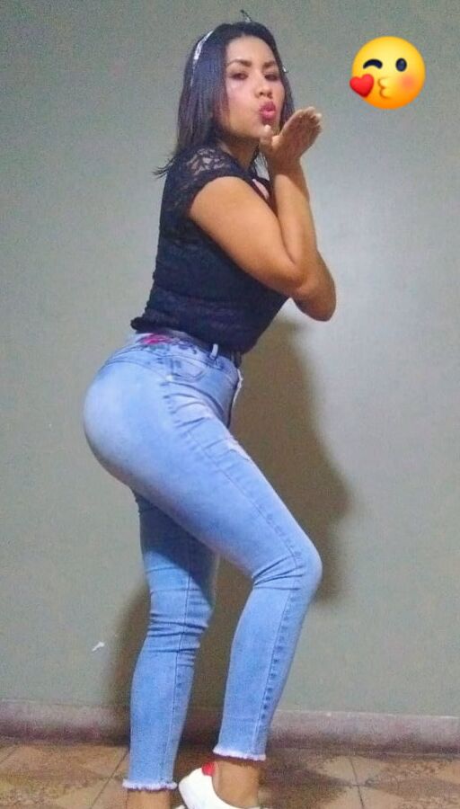 RICA NALGONA