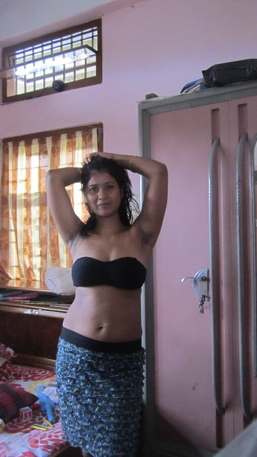 Indian Desi Monalisa Full Set