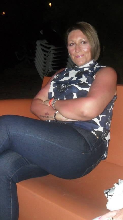 Michelle, MILF, GILF, from Doncaster NN