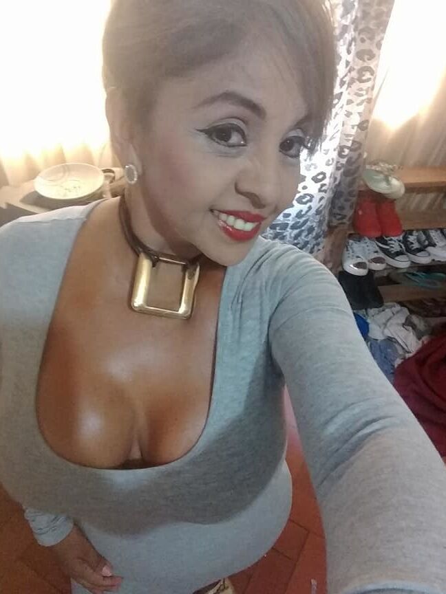 luisa salazar madura tetas grandes culo parado ass