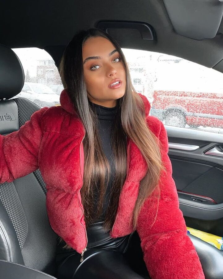 Giorgina J