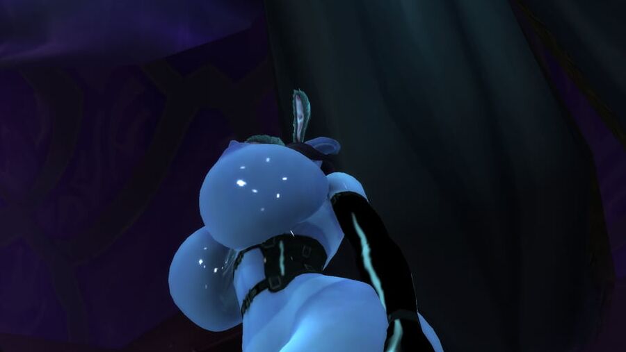 My bimbo draenei