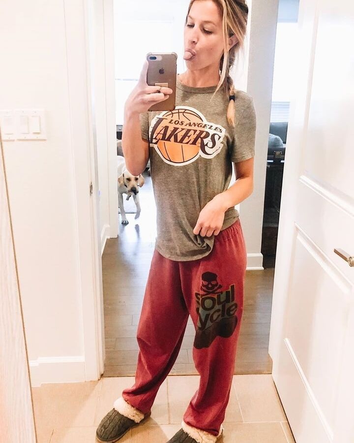 Hannah Cranston is just a cumdump