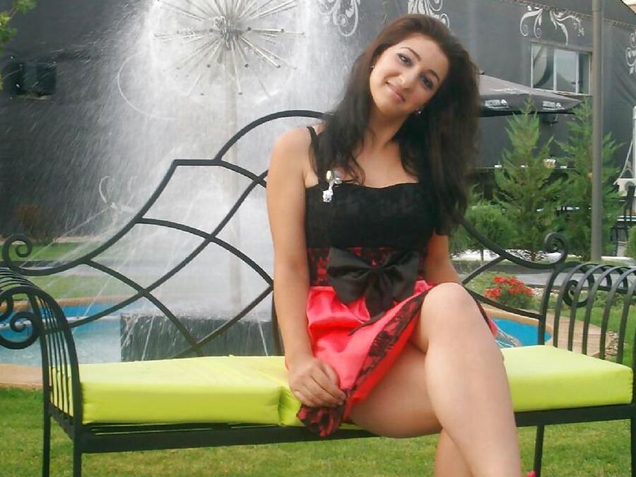SG Girl Angela