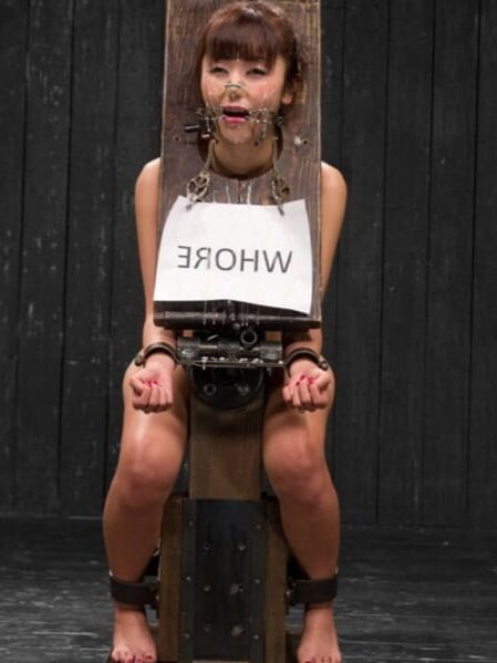 Submissive Thai Slaves