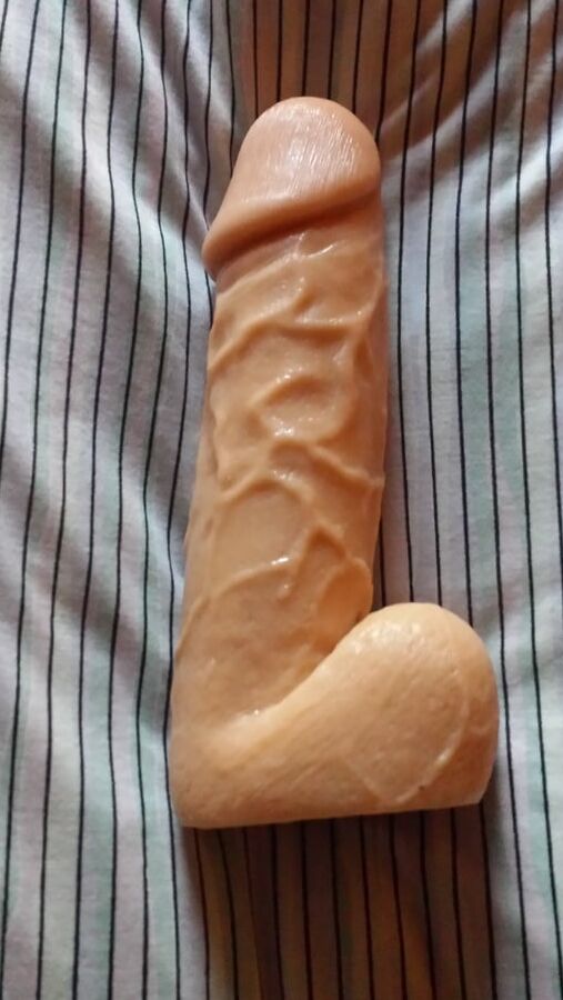 MILF Susi! Skinny, verbrauchte Oma teigt Fotze Arsch Titten