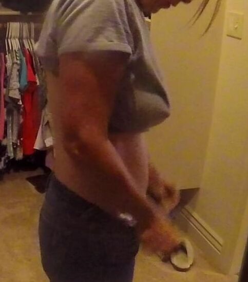 Super Bowl wife getting ready for party