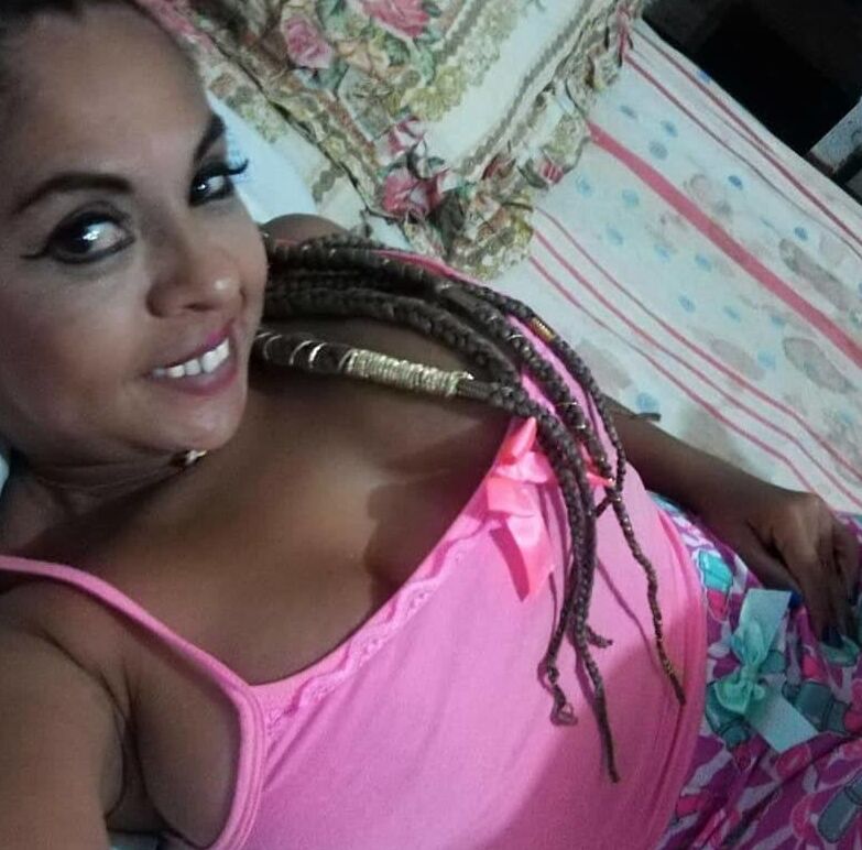 luisa salazar madura tetas grandes culo parado ass