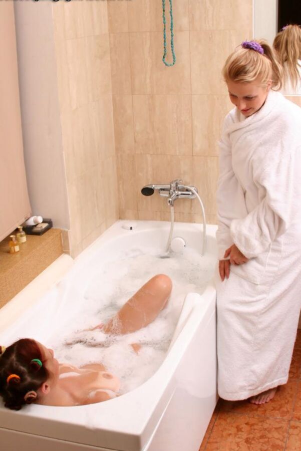 Mrs. Torqy takes a bath